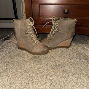 Sorel Joan Uptown Boots - Khaki